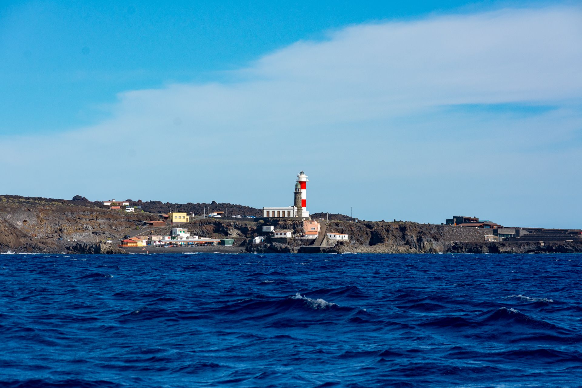 Faro de Fuencaliente von der Wasserseite